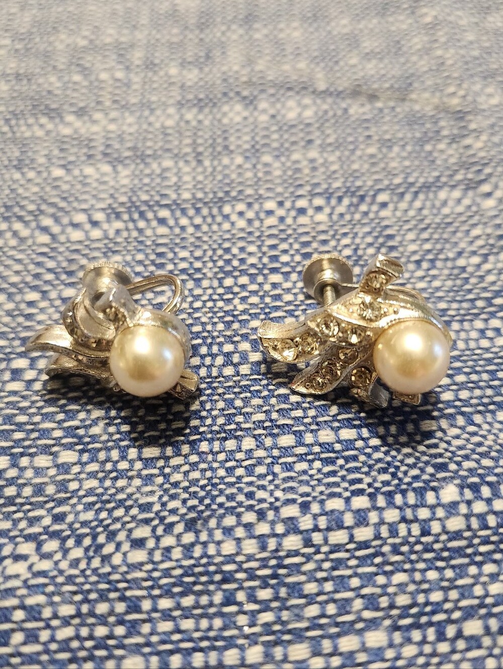 Fashion FauxPearl and Rhinestone Floral Stud Earrings
